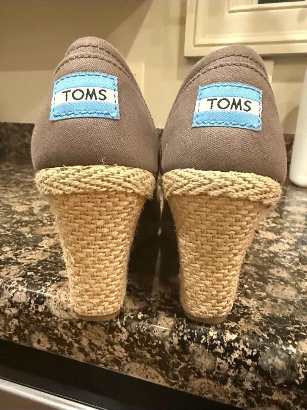 N/A toms calypso